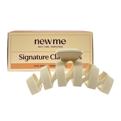 Signature Claw Clip - Matte White1