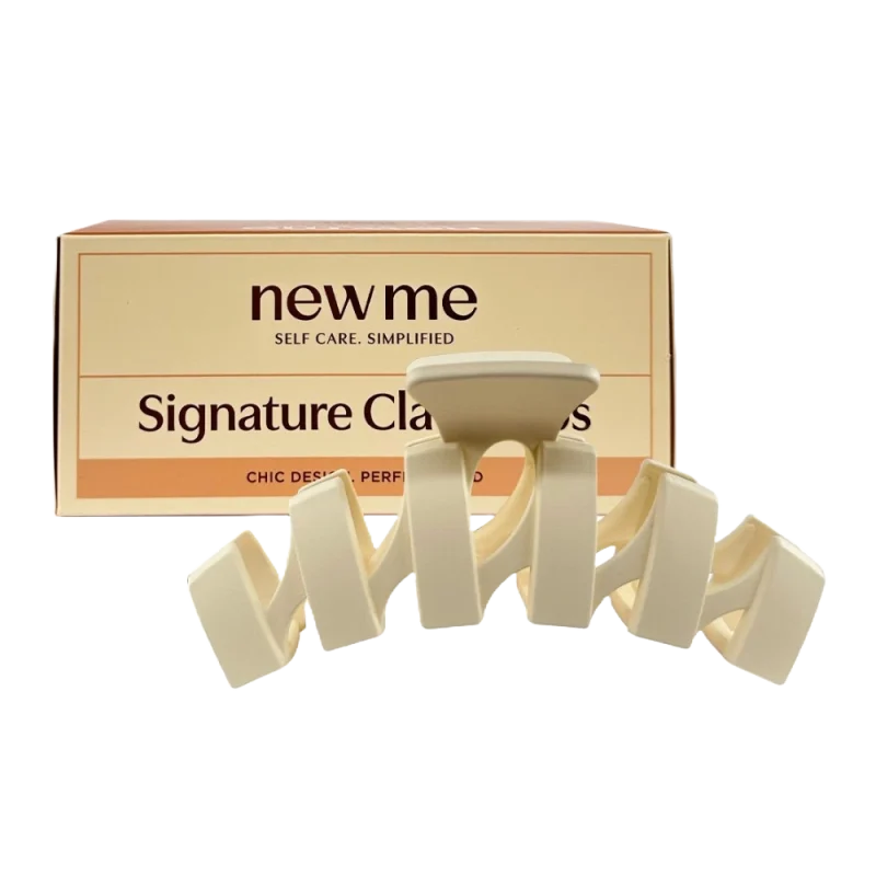 Signature Claw Clip - Matte White1